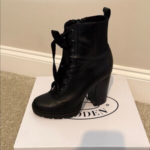 Steve Madden Black High-Heeled Lace-Up Boots